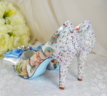 Load image into Gallery viewer, Alice in Wonderland