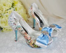 Load image into Gallery viewer, Alice in Wonderland