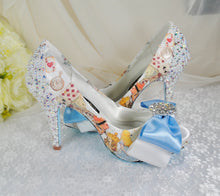 Load image into Gallery viewer, Alice in Wonderland