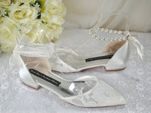 Load image into Gallery viewer, Crochet Lace Flats