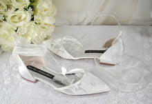 Load image into Gallery viewer, Crochet Lace Flats