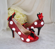 Load image into Gallery viewer, Minnie Mouse