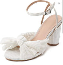 Load image into Gallery viewer, Silk (8.5cm Heel)