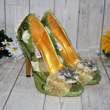 Load image into Gallery viewer, Tiana