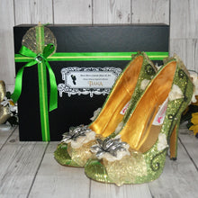 Load image into Gallery viewer, Tiana