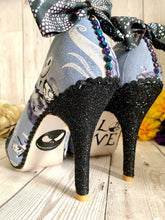 Load image into Gallery viewer, Wedding Shoe Decal