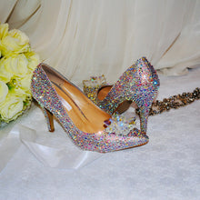 Load image into Gallery viewer, Chrystal