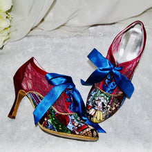Load image into Gallery viewer, Beauty and the Beast Booties