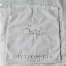 Load image into Gallery viewer, Wedding Shoes Dust Bag