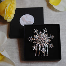 Load image into Gallery viewer, Snowflake Hair Comb