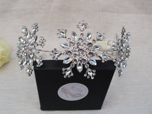 Load image into Gallery viewer, Snowflake Hair Band