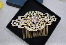 Load image into Gallery viewer, Decorative Gold Hair Comb
