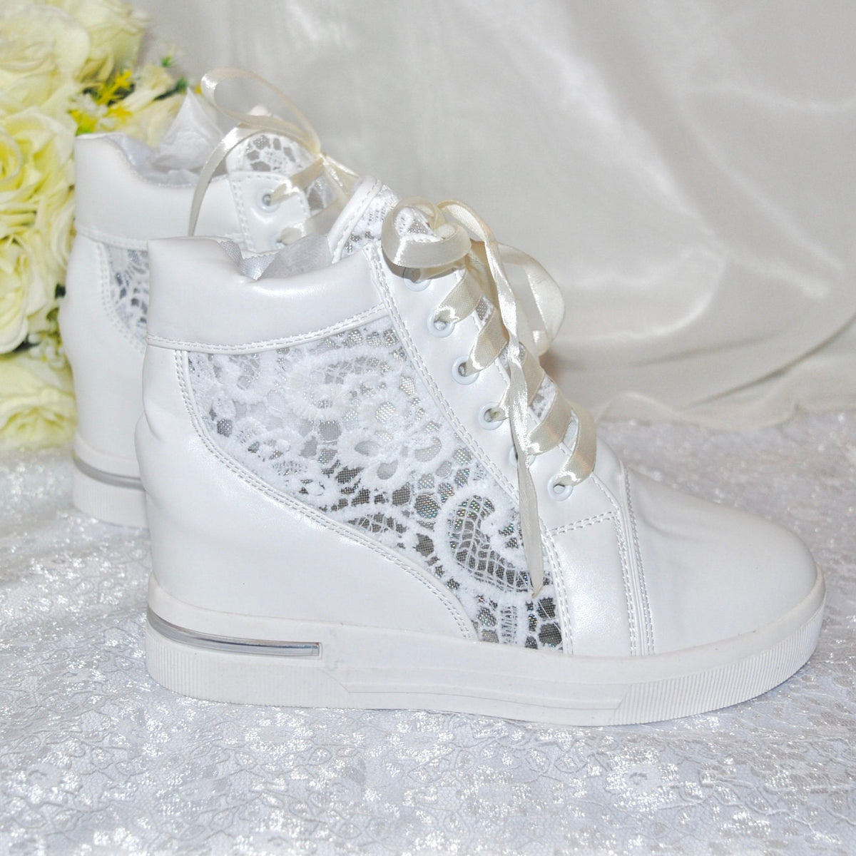 White wedge sneakers discount wedding