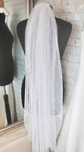 Load image into Gallery viewer, Single Tier Pearl Veil | 75cm - 500cm | White, Ivory