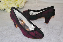Load image into Gallery viewer, Tartan Wedding Shoes