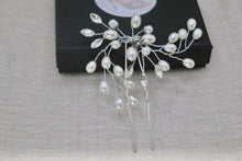 Load image into Gallery viewer, Simple Silver Pearl Bridal Hair Pin