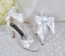 Load image into Gallery viewer, Simply Beautiful Bridal Shoes, Luxury Satin Wedding Shoes, Leg Wrap Tie