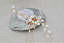 Load image into Gallery viewer, Gold & Pearl Hair Pin