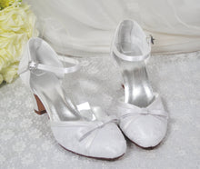 Load image into Gallery viewer, Lace Block Heel Sandals | White or Ivory