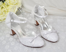 Load image into Gallery viewer, Lace Block Heel Sandals | White or Ivory