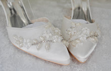 Load image into Gallery viewer, Fern - Satin, 6cm Heel