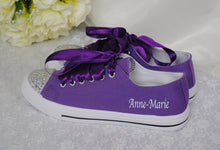 Load image into Gallery viewer, Canvas Pumps