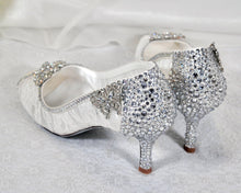 Load image into Gallery viewer, Cinderella