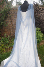 Load image into Gallery viewer, Pearl Wedding Cape | Blue