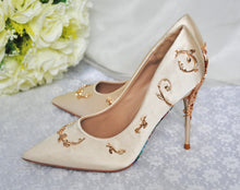 Load image into Gallery viewer, Gold Filigree Vine Shoes
