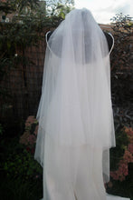 Load image into Gallery viewer, 2-Tier Glitter Veil | 100cm - 300cm | Ivory, White, Champagne