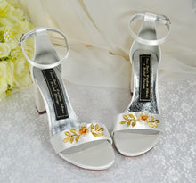 Load image into Gallery viewer, Block Heel with Floral Detail