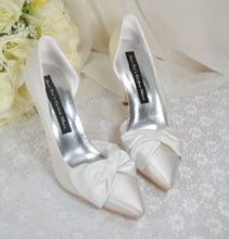 Load image into Gallery viewer, Ivory Satin Sash Fronted Bridal Shoe