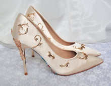 Load image into Gallery viewer, Gold Filigree Vine Shoes