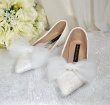 Load image into Gallery viewer, Bridal White Rock Glitter Pointy Toe Flats with Bow
