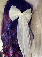 Load image into Gallery viewer, Pearl Tulle Hair Bow