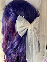 Load image into Gallery viewer, Pearl Tulle Hair Bow