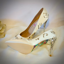 Load image into Gallery viewer, Designer Belle (White)