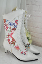 Load image into Gallery viewer, White Floral Print Wedding Boots: Low Heel Bridal Shoes UK4/US6.5
