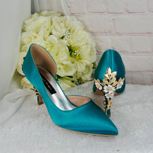 Load image into Gallery viewer, Teal Satin Bridal Set: Handmade Clutch, Fascinator, Heels
