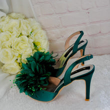 Load image into Gallery viewer, Emerald Green Satin Heel, Clutch &amp; Fascinator Set: Handmade Wedding Guest Outfit
