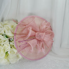 Load image into Gallery viewer, Handmade Dusky Pink Fascinator Hat and Satin Clutch Bag Set
