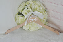 Load image into Gallery viewer, Personalised Bride to Be Gift Set: Pearl Detail Bridal Shower Gifts
