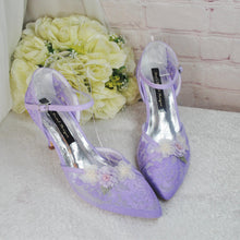 Load image into Gallery viewer, Pastel Lilac Bridal Sandals: Embroidered 3D Flower Kitten Heel Shoes UK7/US9.5
