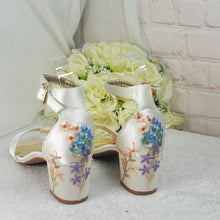 Load image into Gallery viewer, Ivory Block Heel Bridal Sandals, Low heels, Embroidered Wedding Shoes for Bride
