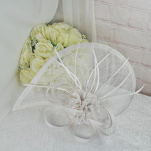 Load image into Gallery viewer, White Satin Bridal Set: Heels, Clutch Bag &amp; Fascinator
