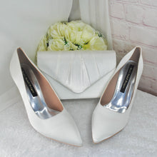 Load image into Gallery viewer, Ivory Satin Bridal Set: Handmade Heels, Clutch Bag &amp; Fascinator
