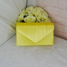 Load image into Gallery viewer, Stunning Yellow Bag and Fascinator Hat Bright Yellow Matching Bridal Set Hatinator Purse for Wedding Guest Mother of the Bride Groom
