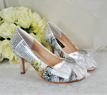 Load image into Gallery viewer, Alice in Wonderland Bridal Pumps: Handmade Decoupage Wedding Shoes
