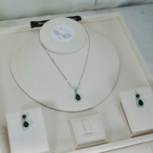Load image into Gallery viewer, Emerald Green Teardrop Crystal Necklace Earrings Set, Silver Cubic Zirconia Bride Jewelry
