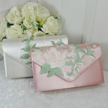 Load image into Gallery viewer, Ivory &amp; Pink Fascinator Hat and Clutch Bag Set: Floral Embroidered Bridal Hatinator

